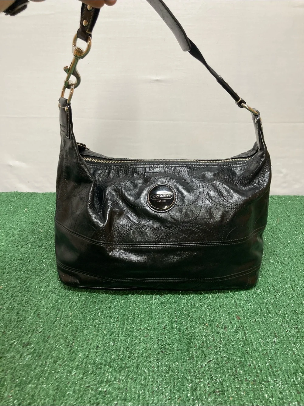 Coach Black Leather Hobo with Signature Plaque (OKPM-07-011)